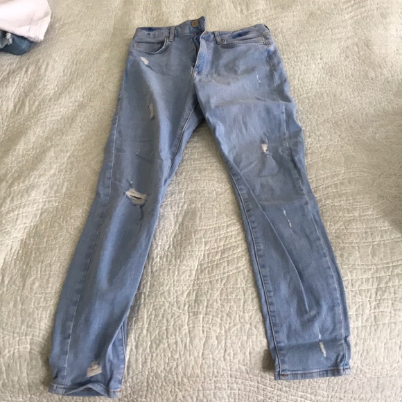 Forever 21 Very High Waisted Distressed Jean - Picture 2 of 4